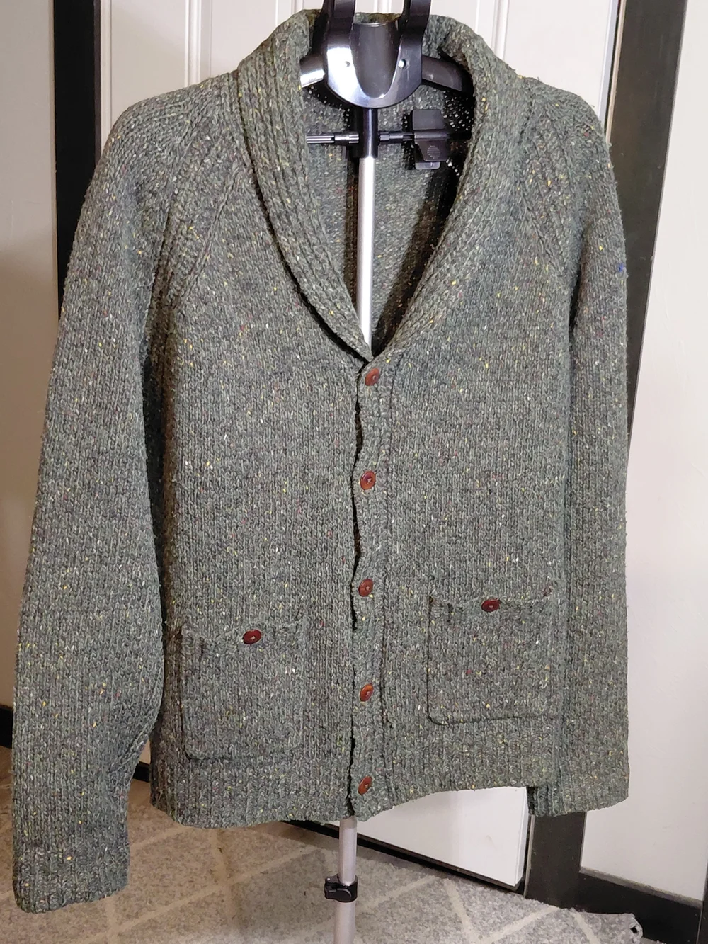 J. Crew Men's Shawl Collar Cardigan in Heathered Marbled Olive Multi Tone SIZE L